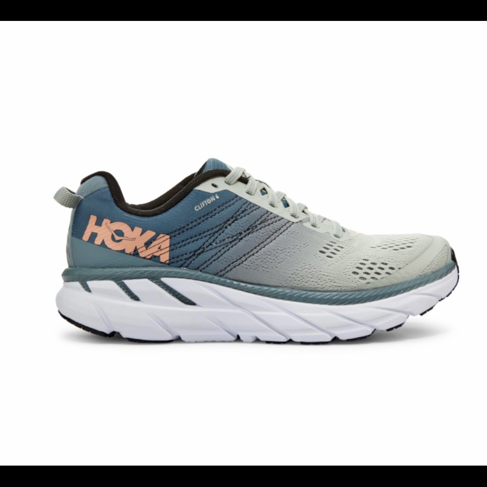 HOKA One one W’s Clifton 6 size 8.5